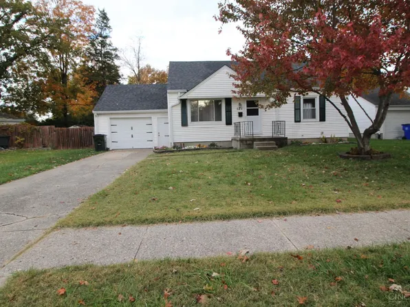 121 Cedar Ln, Hamilton, OH 45013