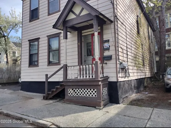 1 Ingersoll Ave #E, Schenectady, NY 12305