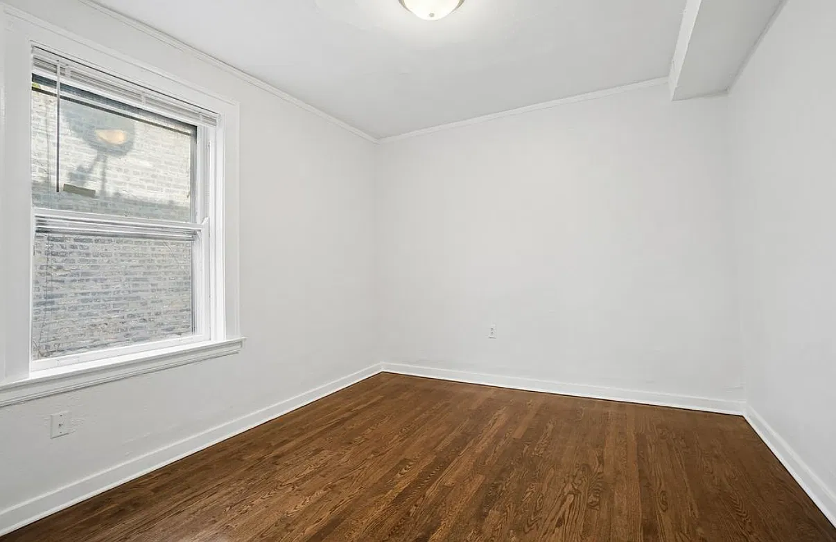 3 bed, $2,450 — Photo 3