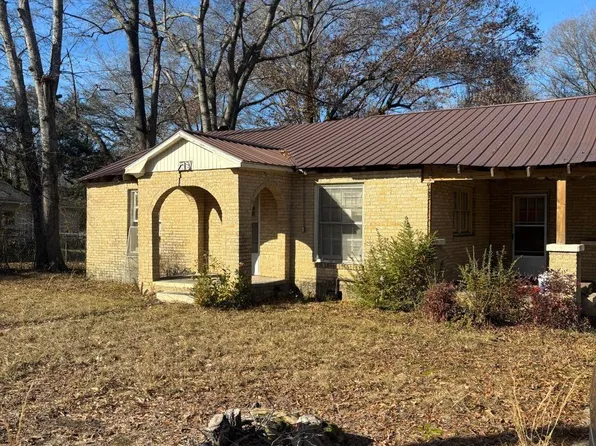 178 North St, Camden, AR 71701