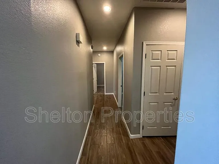13139 W Granada Rd — Photo 8