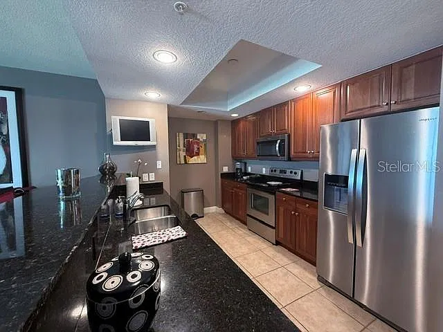 800 N Tamiami Trl — Photo 3