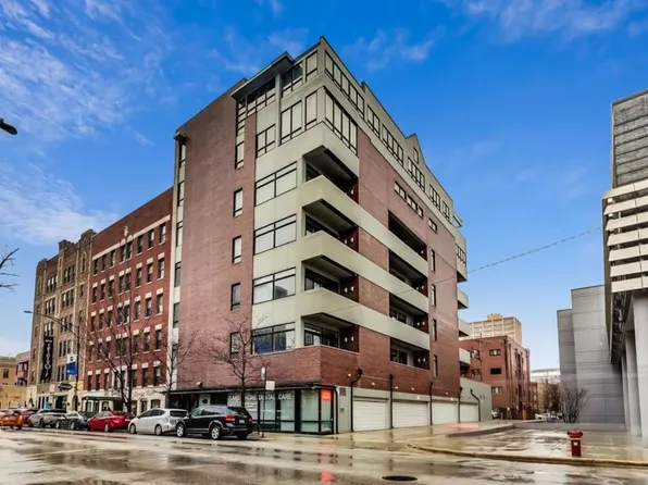 834 W Montrose Ave Unit 403, Chicago, IL 60613