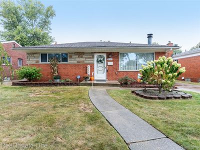 8157 Gary Ave, Westland, MI, 48185