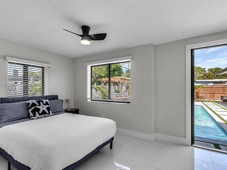 3609 SW 23rd St — Photo 13