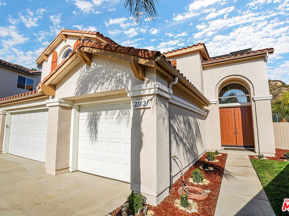 1st image of 21021 Oakleaf Canyon Dr