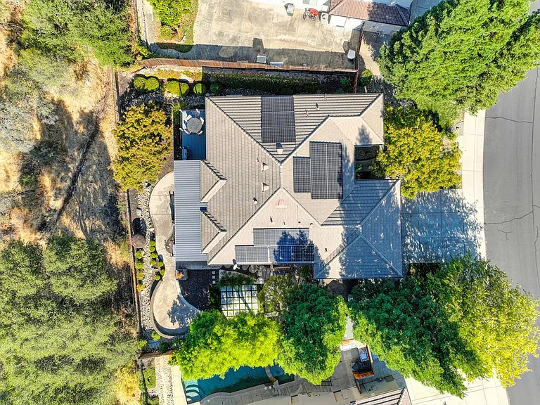 7029 Pembroke Way — Photo 116