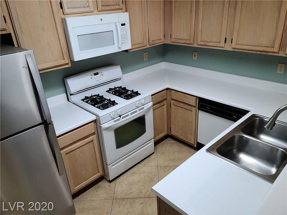 1st image of 2104 Bavington Dr Unit B