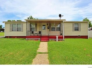 703 4th St, Park Hills, MO 63601