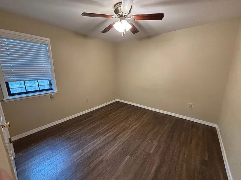 218 E Williamson Way #1-4 — Photo 8