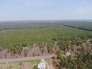 4th image of 4401 General Mahone Hwy