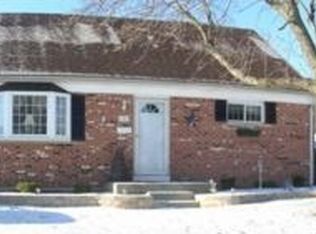 1301 Montego Dr, Springfield, OH 45503