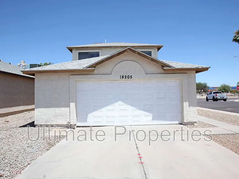 18205 N 87th Dr — Photo 1