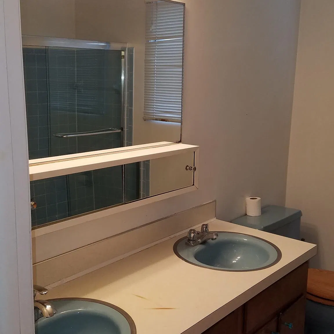 6 bed, 2000 sqft, $4,000 — Photo 4