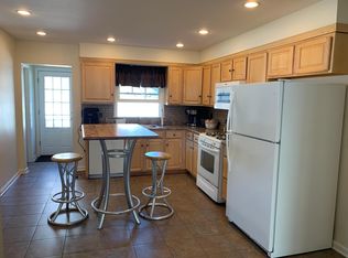 27 Orchard St, Cos Cob, CT 06807