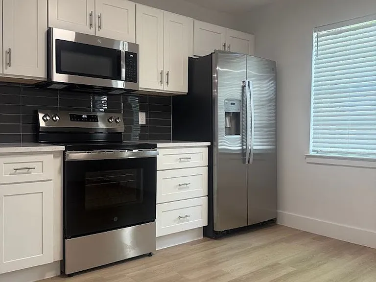 1818 River Crossing Cir #D — Photo 8
