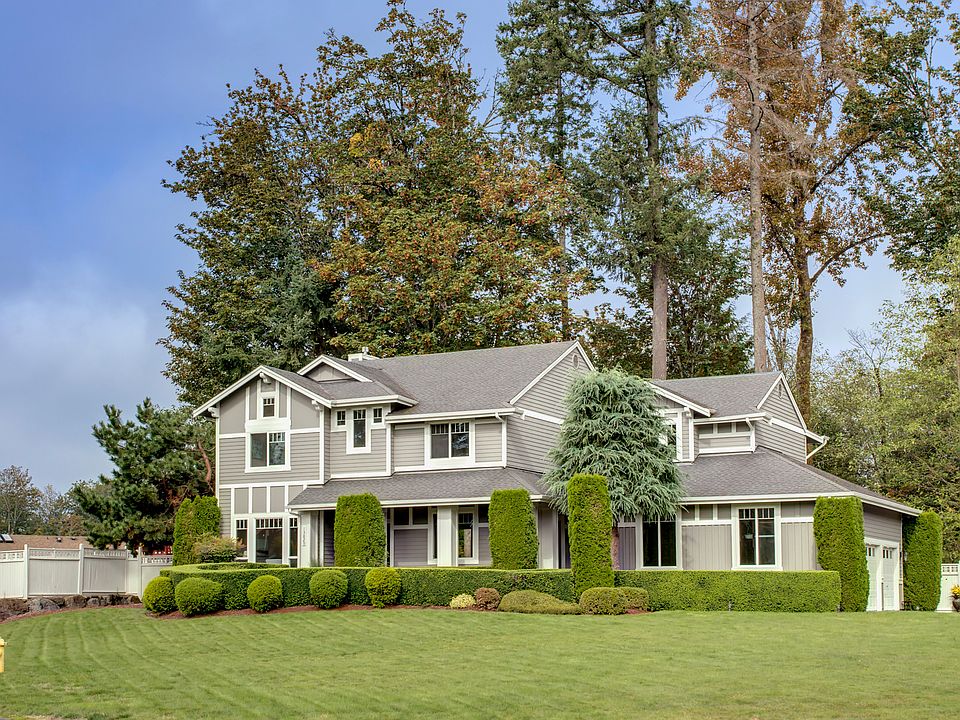 1st image of 13829 233rd Ct NE