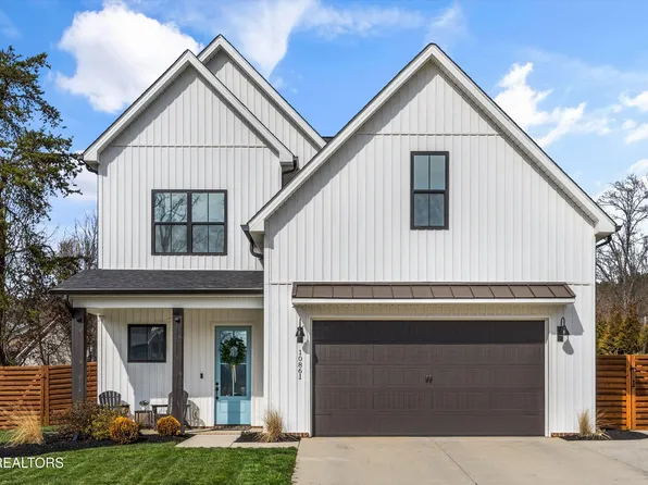 10861 Snowfall Ln, Knoxville, TN 37931