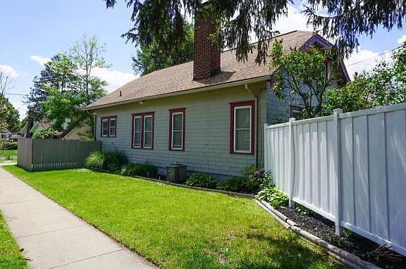 2nd image of 14 Newton St