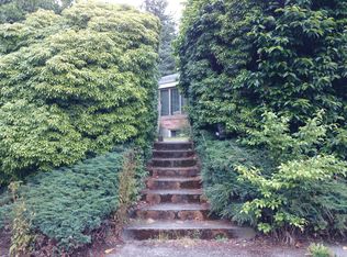 2205 N 57th St, Seattle, WA 98103