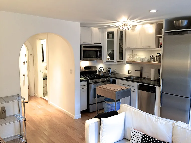 820 Ashbury St #1 — Photo 8
