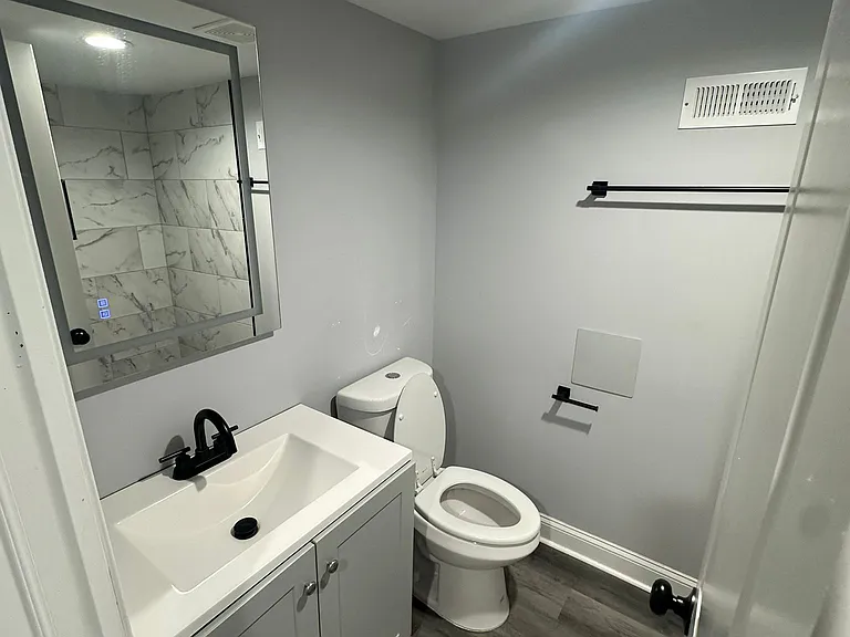 407 N Lakewood Ave #5 — Photo 5