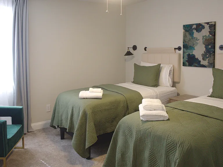 5401 Comanche Wells Dr — Photo 20