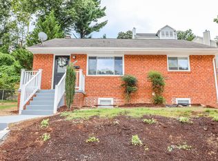 1404 S Buchanan St, Arlington, VA 22204