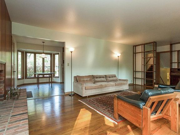 4th image of 304 E Oneil Dr #O