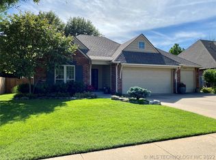 11014 S 87th East Ave, Bixby, OK 74008
