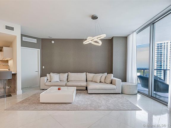 5th image of 17111 Biscayne Blvd Unit 1403