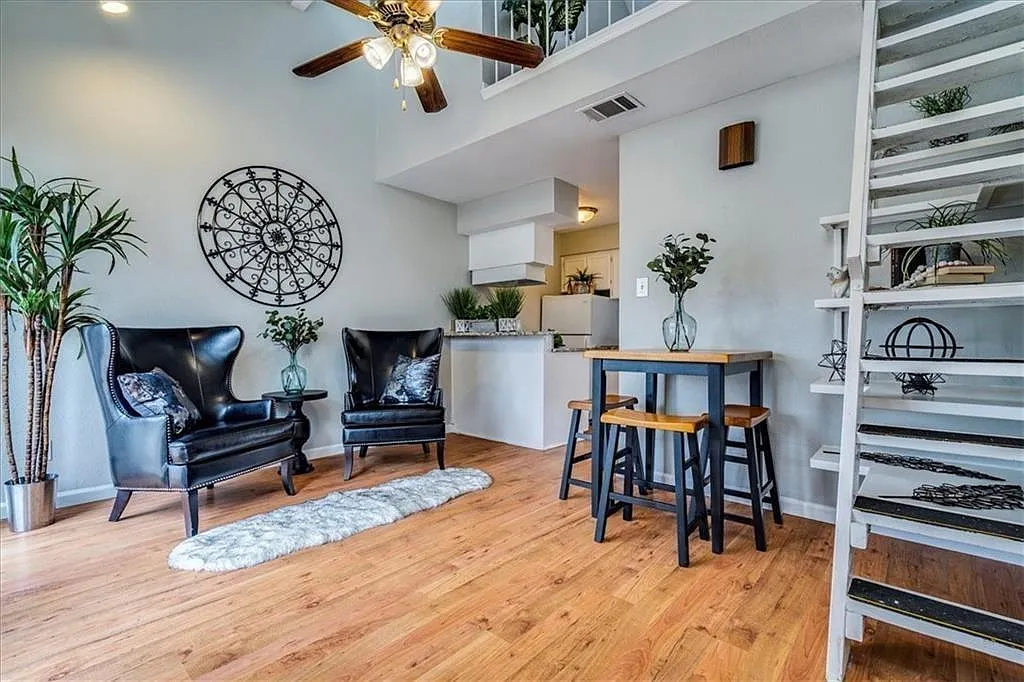1 bed, 1.0 bath, 456 sqft, $1,395 — Photo 1