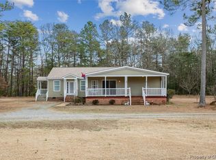 1256 Kates Neck Rd, Topping, VA 23169