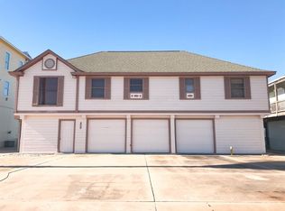 109 Fm 2031 Beach Rd, Matagorda, TX 77457