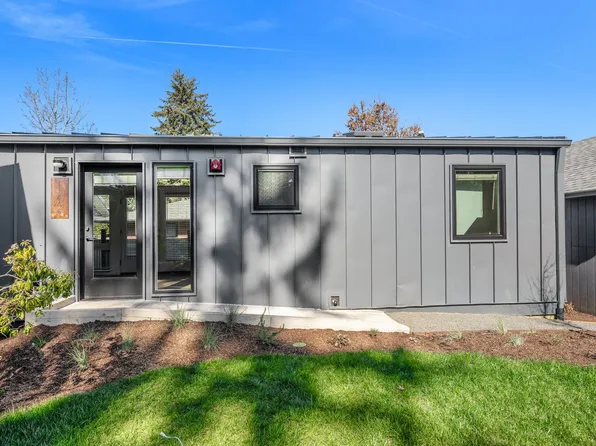 11446 NE Morris St, Portland, OR 97220