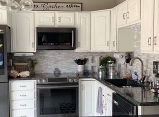 14687 Gossett Rd, West Frankfort, IL 62896