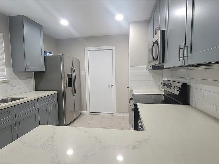 22131 Pearl Lake Dr — Photo 7