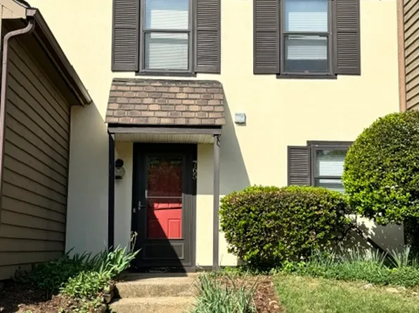 765 Exton Ct, Charlottesville, VA 22901