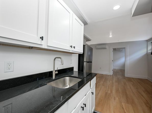 1384 W 83rd St #401