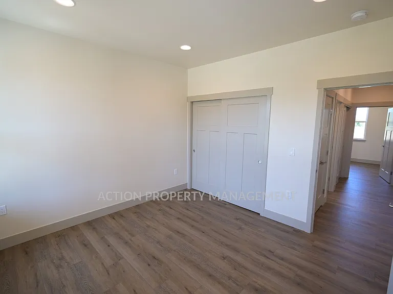 114 Turner Pl — Photo 22