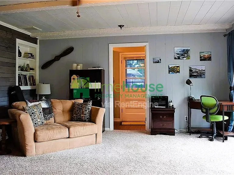 1439 Simpson Ct — Photo 5