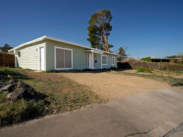 343 Tungsten Street Studio - For RENT_03042026