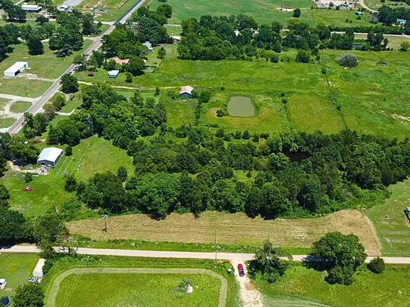 205 Vz County Road 4518, Van, TX 75790