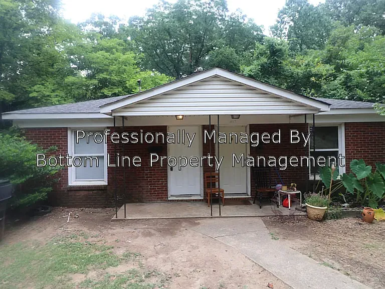 1827 Vinton St #A — Photo 1
