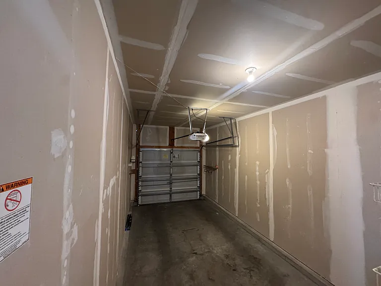 8123 N Drury Ave — Photo 15