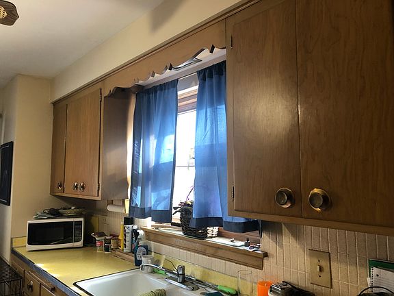 5th image of 433 Newberry Ave