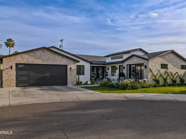 215 E ASHWOOD Place, Phoenix, AZ 85012