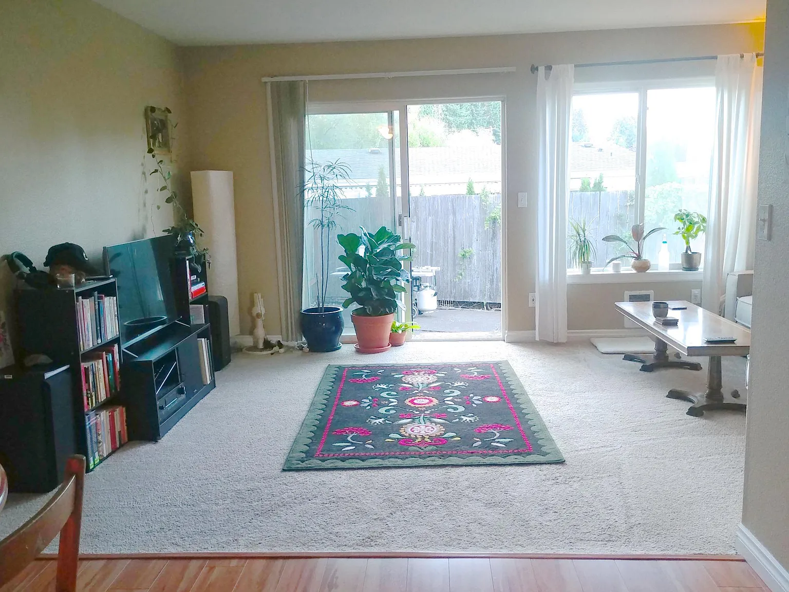 2 bed, 1.5 bath, 1128 sqft, $2,175 — Photo 2