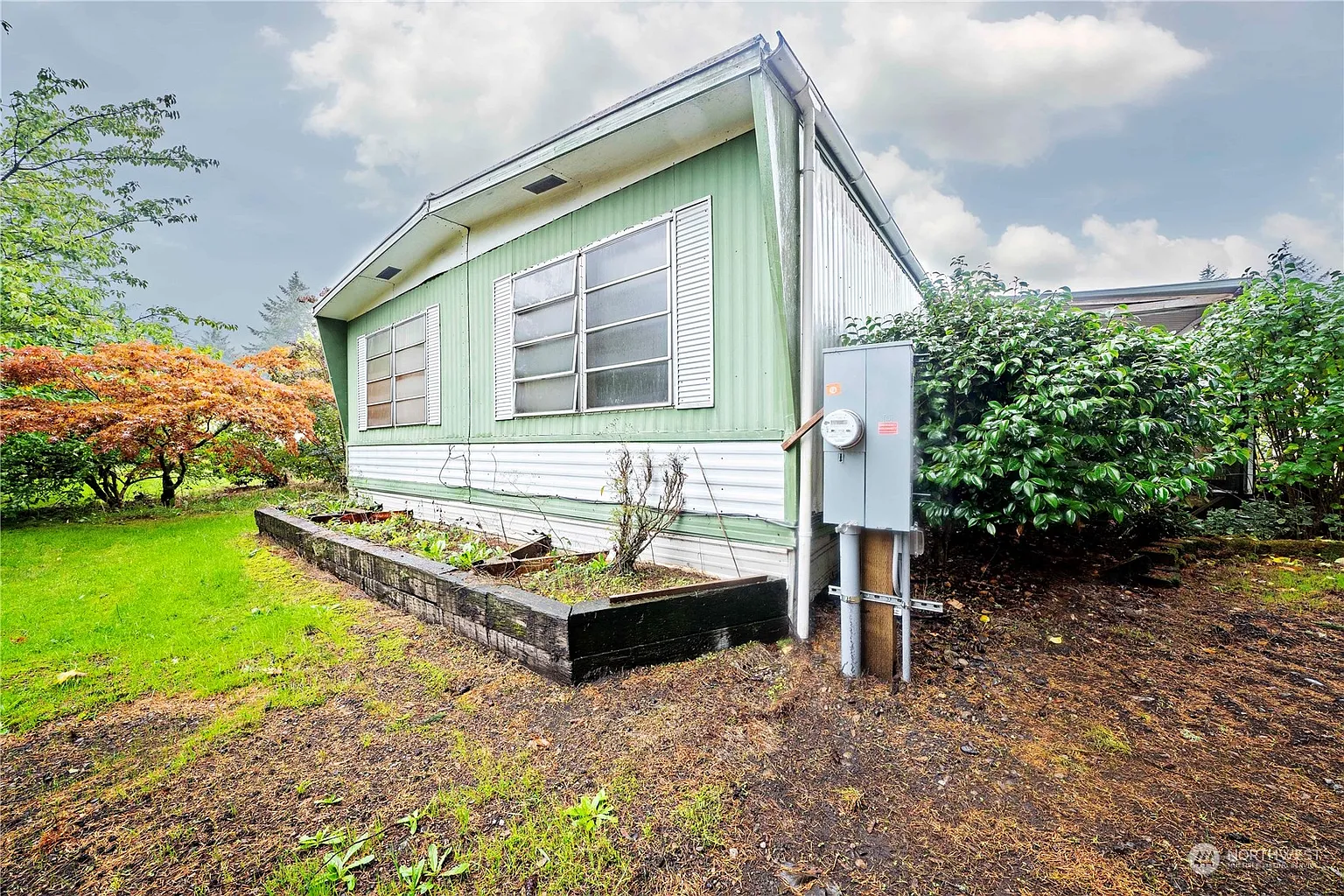 17844 Irwin Street SW photo 1