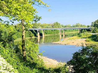 315 Water St, Fenton, MO 63026